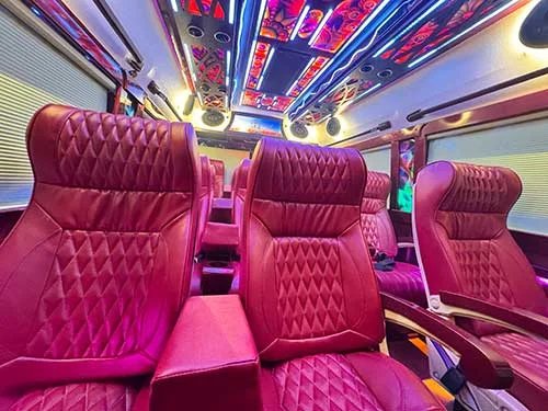 12 seater affordable tempo traveller hire in kerala Kochi